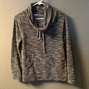 LOVEAPPELLA Women’s Lightweight Sweater!